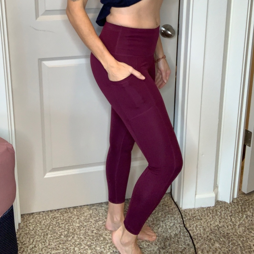 Yogalicious 7/8 length (ankle) in Plum